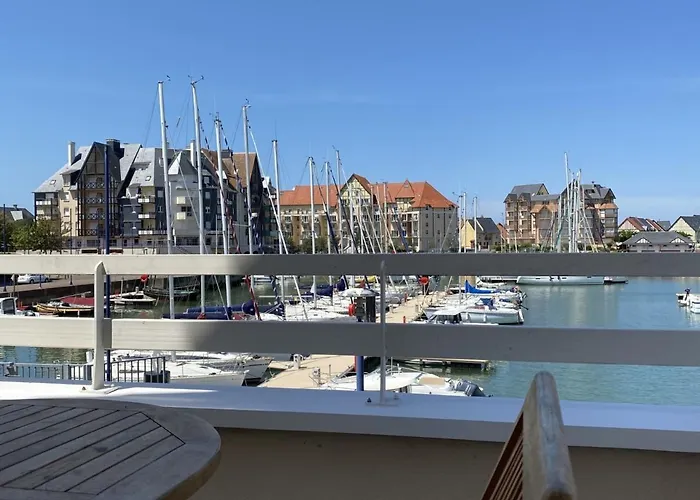 Διαμέρισμα Bel Duplex 4 Pieces Avec Vue Sur Port Et Terrasse - Fr-1-487-314 *