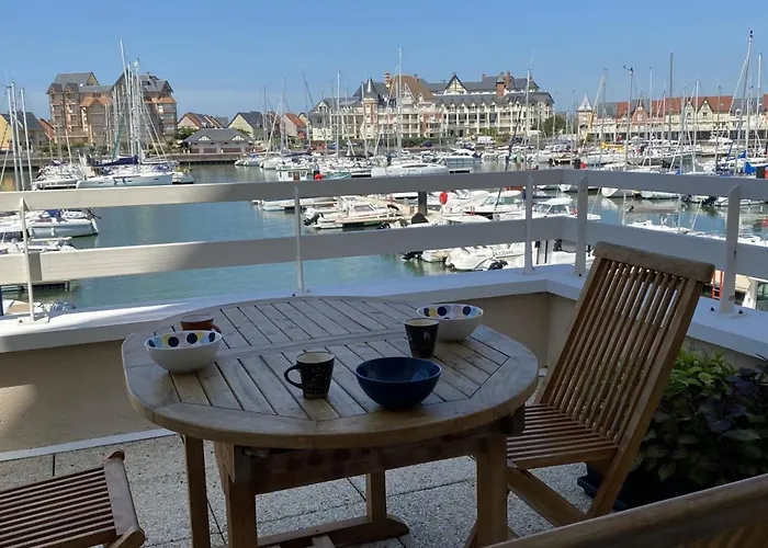 Bel Duplex 4 Pieces Avec Vue Sur Port Et Terrasse - Fr-1-487-314 ディーブ・シュール・メール